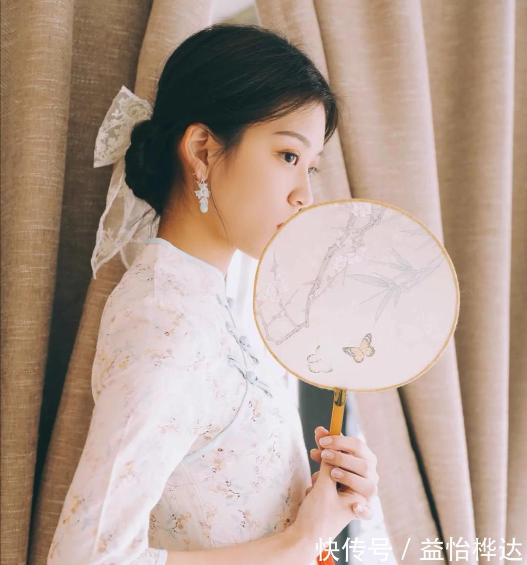 头发|别再披头散发了,今年流行这些“盘发”,优雅精致又时尚