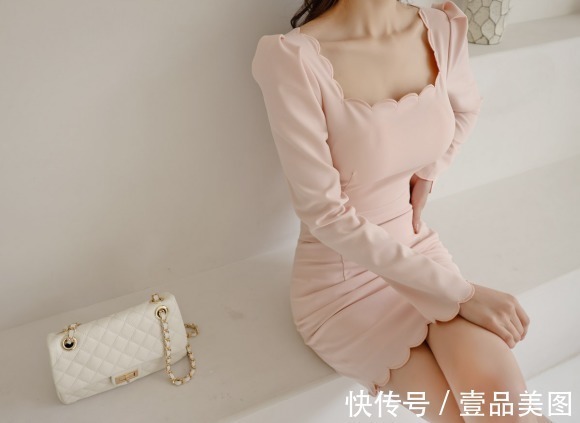 膝裙 韩国美女的时尚搭配:鸢花雨柳粉黛纯情缥染及膝裙