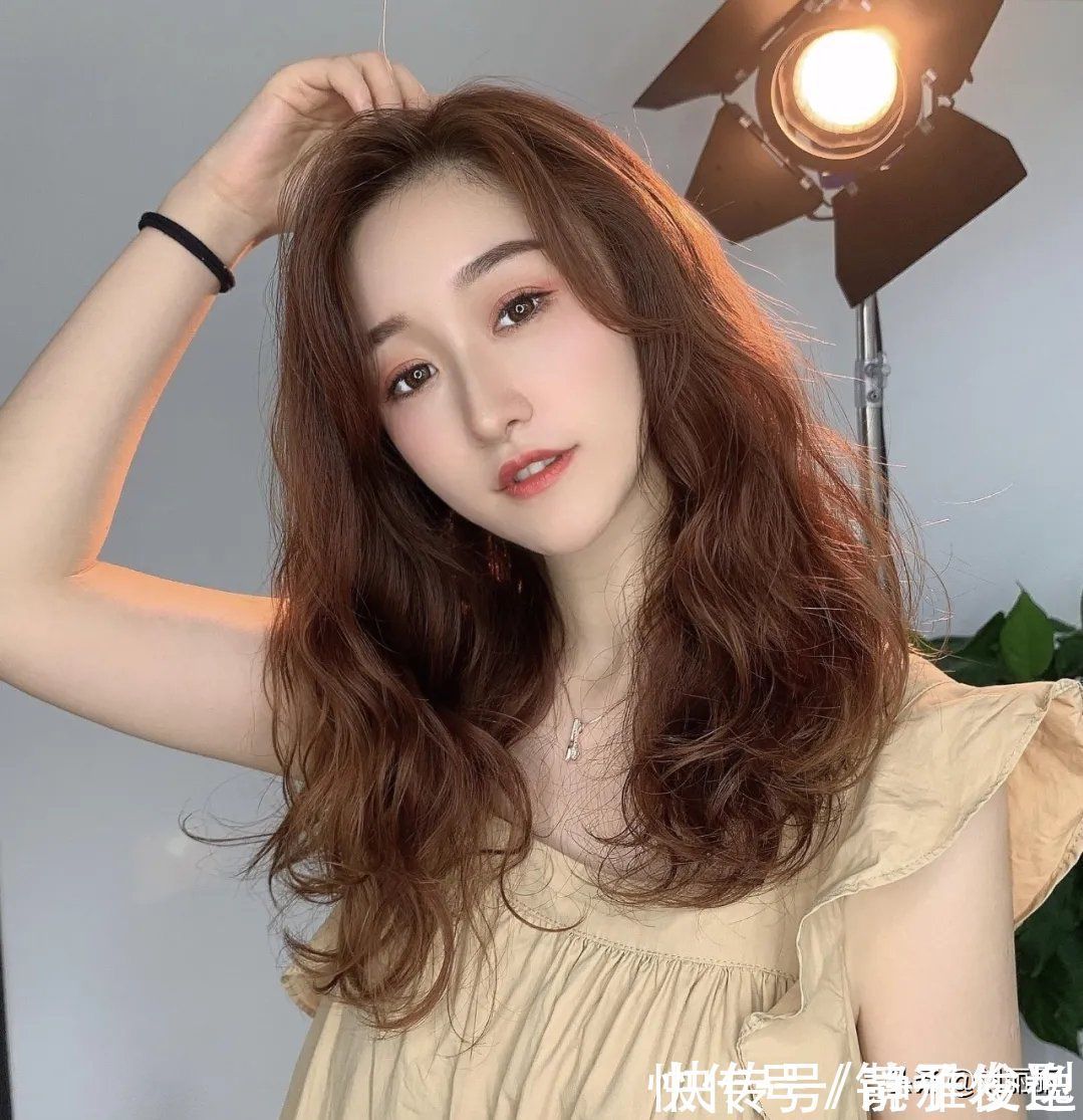 洋气 春节发型别乱烫,15款洋气发型任你选,无论长短都很心动