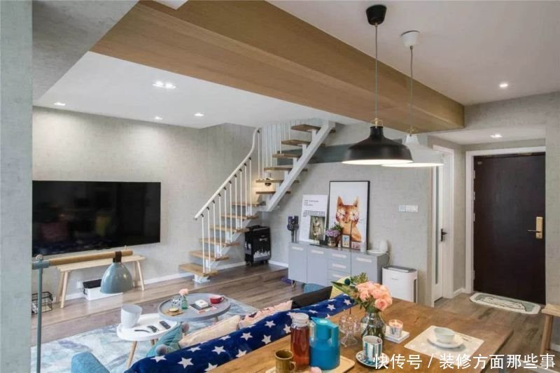 小复式|70平小复式二居室独特的民宿元素,形成独特清新的生机与舒适气息