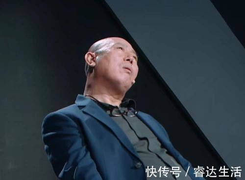 周星驰|李诚儒对“无厘头喜剧”的评价，是在贬低周星驰吗？