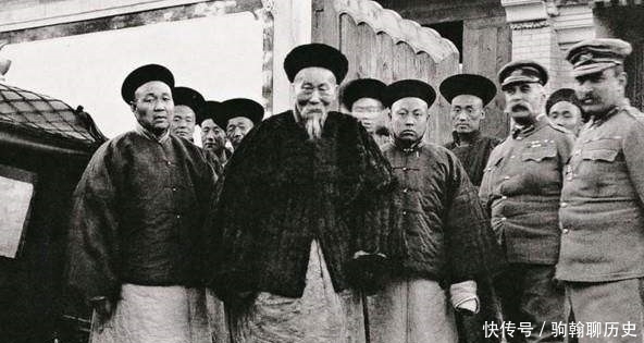 白银|左宗棠征西借一千万两白银,为何李鸿章对此举不满?原因很简单