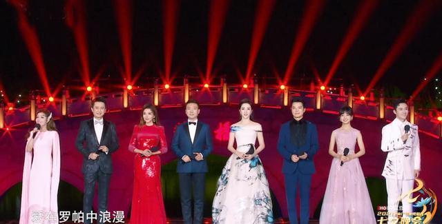 央視七夕晚會|央視七夕晚會收視奪冠，8人主持團撐場面，《人民日報》點贊周深