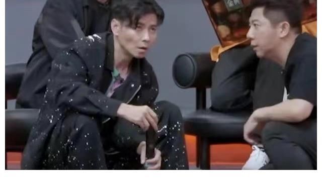 網(wǎng)曝《披哥》出道名單，胡海泉出局，MMA父子三人在列，C位是他？