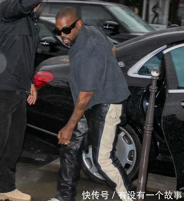 bella 性感超模上脚！Yeezy 450 国内发售信息泄露！