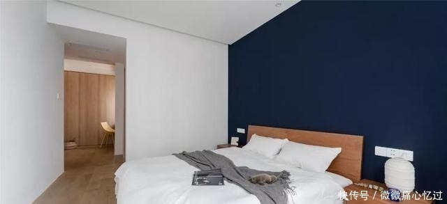 地台床|她家不豪华,可一进门就把我迷住,全屋只刷大白墙漂亮极了!晒晒!