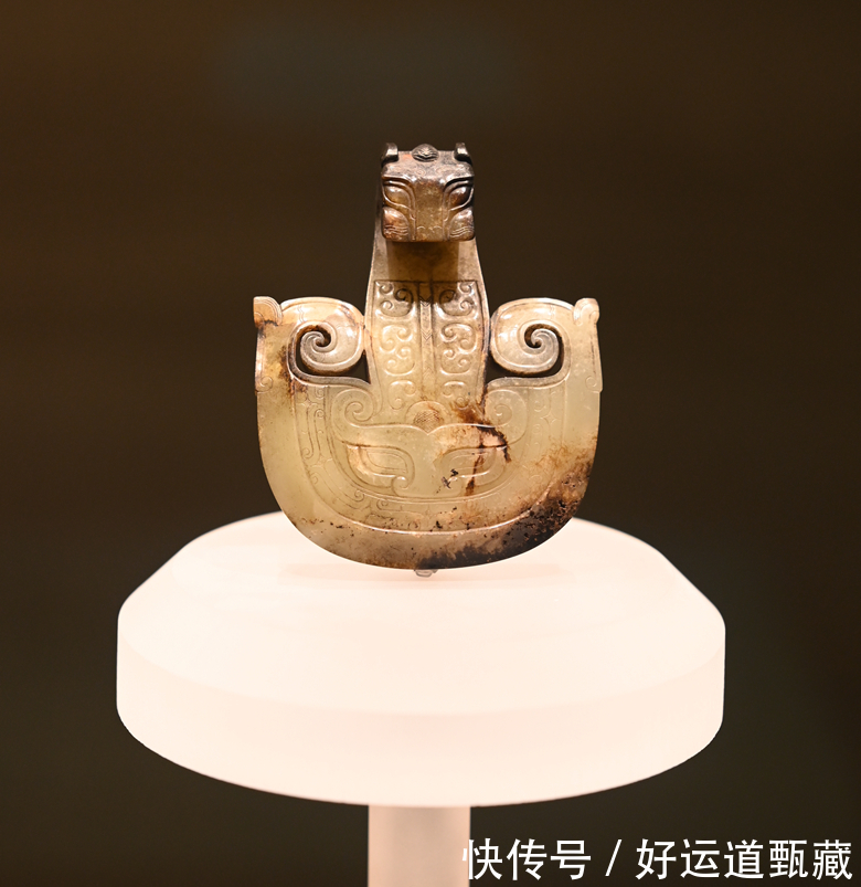 今世|西汉黄玉带钩的前生今世,传世经典美玉,洵为旷世名器