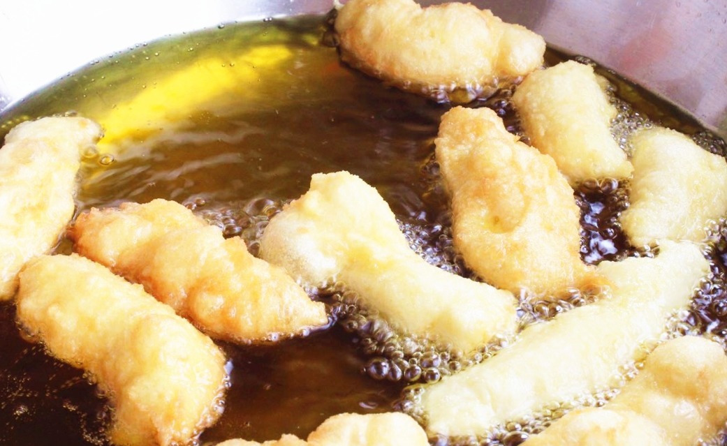 十分钟搞定的泡泡饼，比油条香，晚上发面早上做，孩子特喜欢