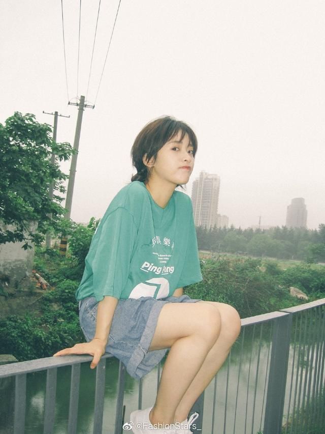 女孩|夏日秀腿正当时“腿精女孩”洋气单品大集合,让秀腿回头率Max