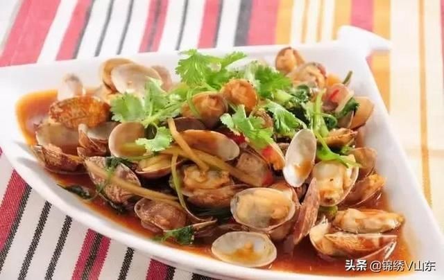 劲霸辣鲜|中秋节家里聚餐，这12个家常硬菜随便挑两个，实惠又美味