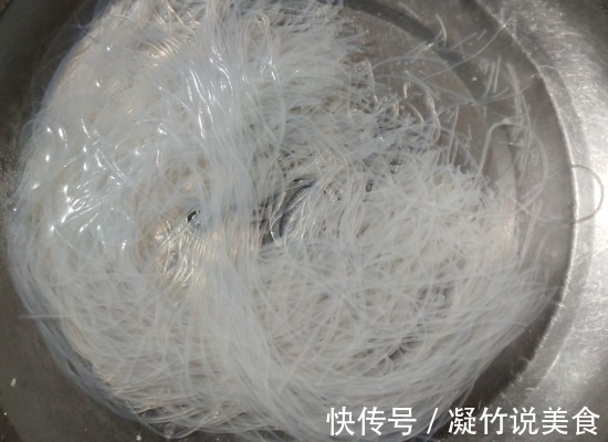 孩子隔三差五就要这样吃，既是菜又是饭，常吃增强抵抗力不生病