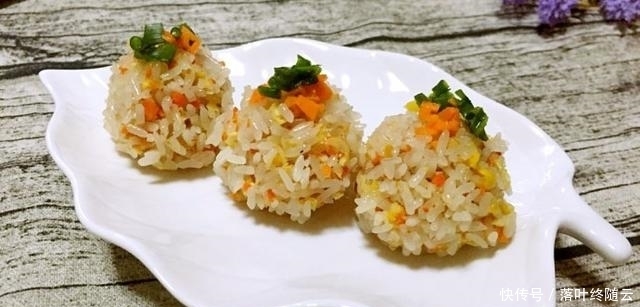 糯米|糯米还能怎样吃?做成丸子软糯美味,晶莹剔透,制作简单易上手