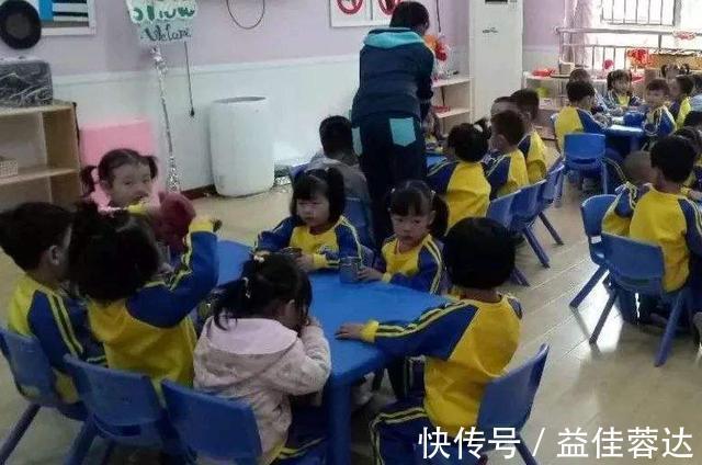 婆婆|6岁前,4种食物“打死不能给孩子吃”,耽误长个!家长别不当回事