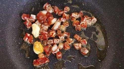 天热多吃西葫芦,比西瓜还解暑,教你一个做法,爽脆可口又下饭