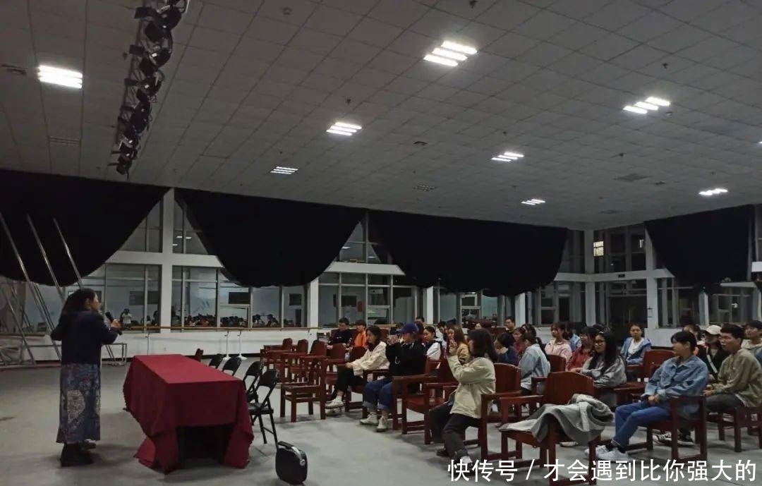 文理版“飞花令”上线,你能对出下一句吗!