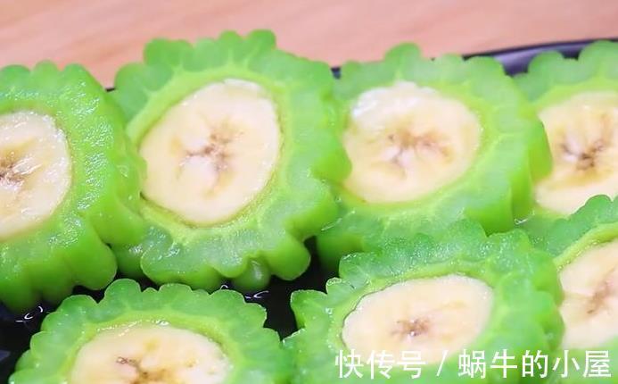 香气|苦瓜你没吃过的新吃法，香甜软糯，夹杂着淡淡的苦瓜香气，了解下