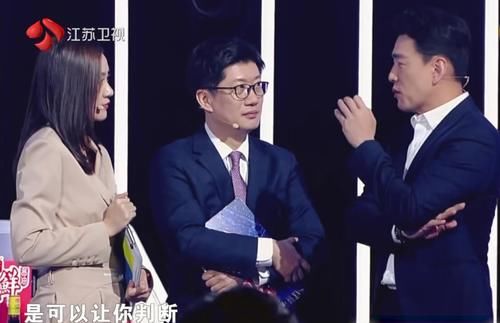 王耀庆用“三个字母”扯下《大脑8》的遮羞布，教授和选手真尴尬