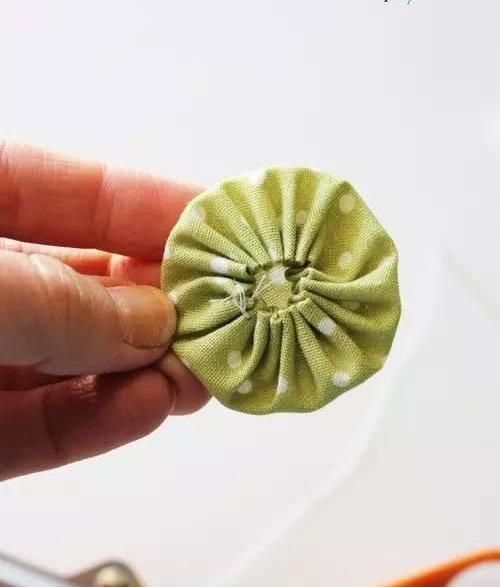3款布艺YOYO花教程，学会了，可以拼出很多漂亮家居用品！收藏