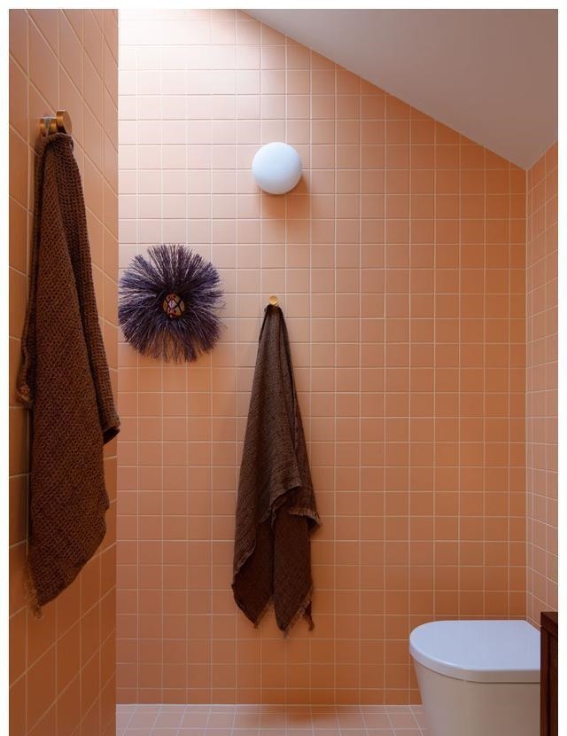 卧室|别墅外观设计就被迷住了,进去参观就怕迷路!空间运用的太聪明了