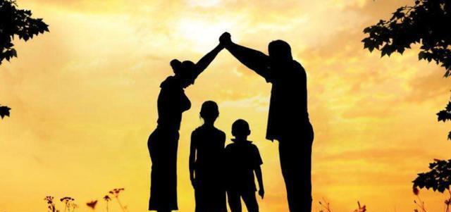 女性|“孩子，妈妈也是第一次当妈妈”这位母亲的眼泪藏着千万女性的痛