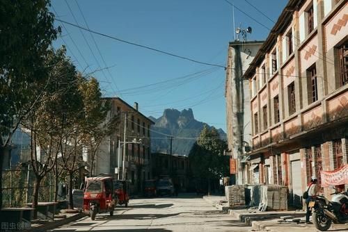 老年|春节云南自驾线路怎么选？这条冷门线不能忽略，别有一番体验