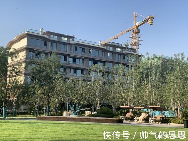 降价潮|郑州掀起降价潮，绿博受冲击，降到1万元㎡的建业新筑值得买吗