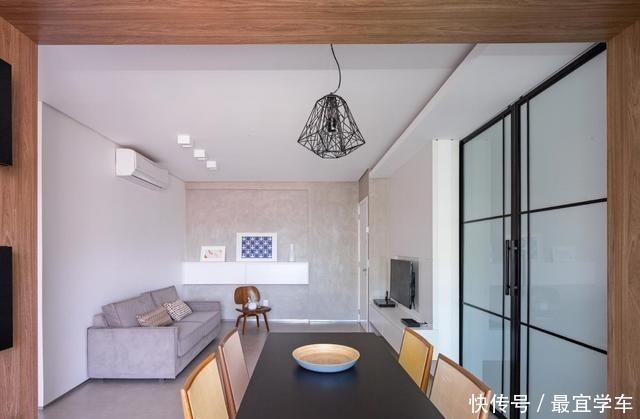 二三十平|原来厨房还能装这种推拉门，一打开就藏在墙里隐形起来了，不占地！