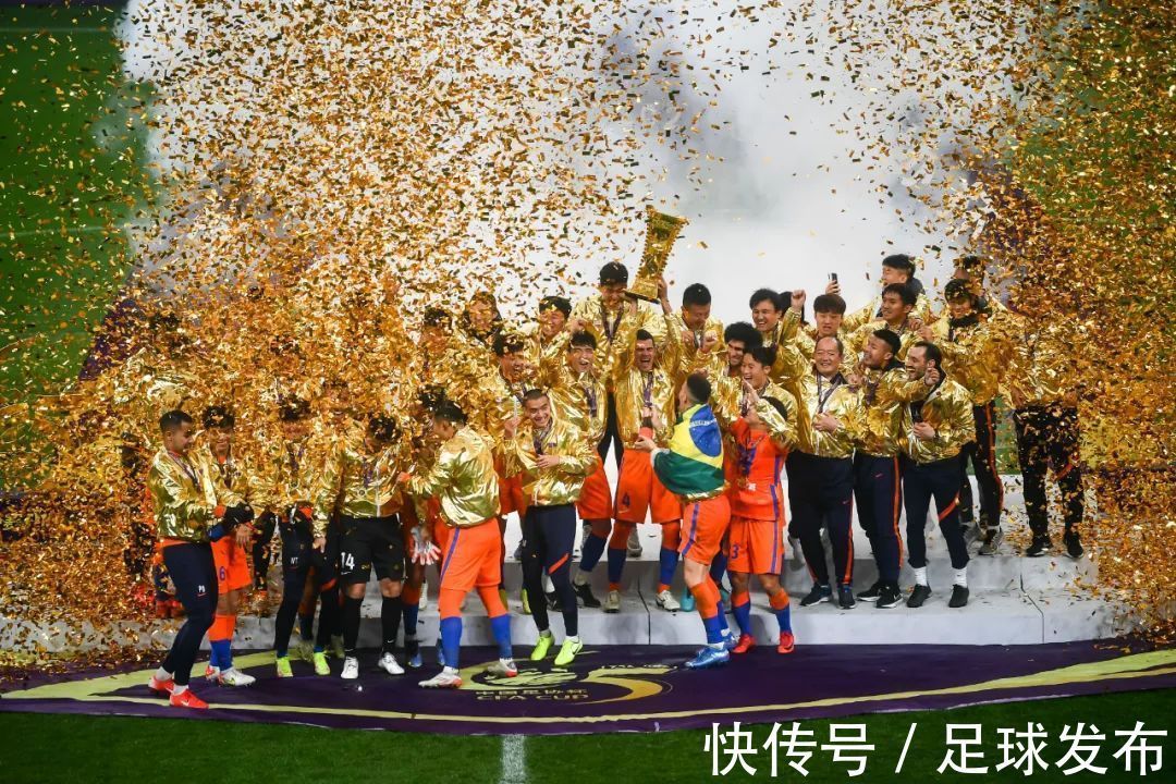 山东泰山队|2021足协杯奖项出炉:武汉队获得公平竞赛奖,黑马奖来自中甲球队