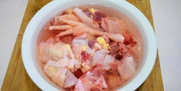 炖鸡肉有腥味一招教你解决这个问题,软嫩鲜香汤更鲜