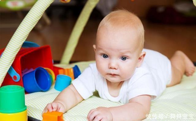 宝宝|宝宝越早走路智商越高?这份大运动发育时间表,新手爸妈请查收