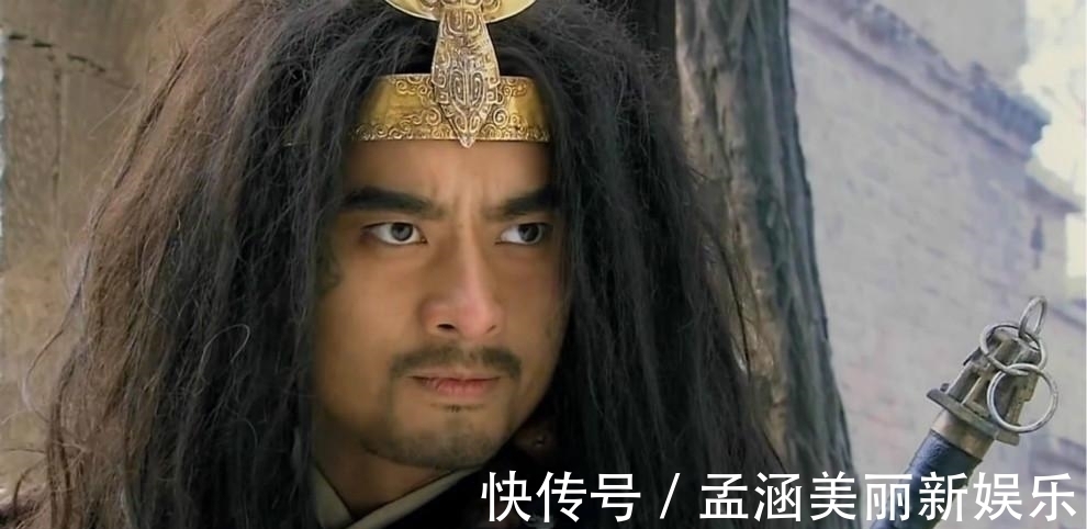 武十回!二龙山龙虎斗:武松劈出三刀鲁智深还击两禅杖,这场比试谁赢了?