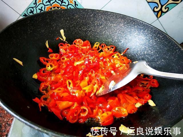 小鱼|在家自制香辣小鱼干，营养美味，香辣过瘾，一口一个超下饭