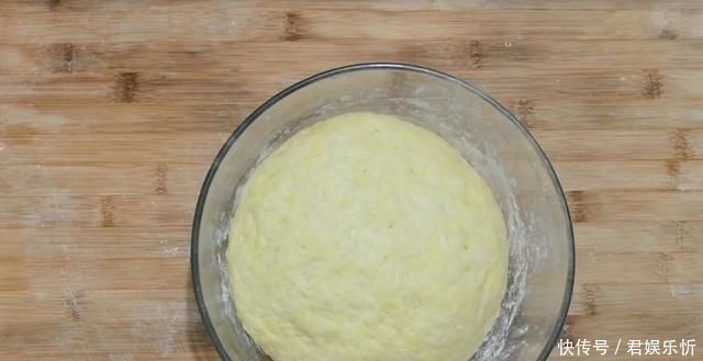 发面饼简单的做法,别直接上锅烙,加上这一步出锅比面包还香