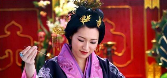 年轻貌美|她年轻貌美,以10万大军作嫁妆,还生了5个儿子,最后却无辜被废