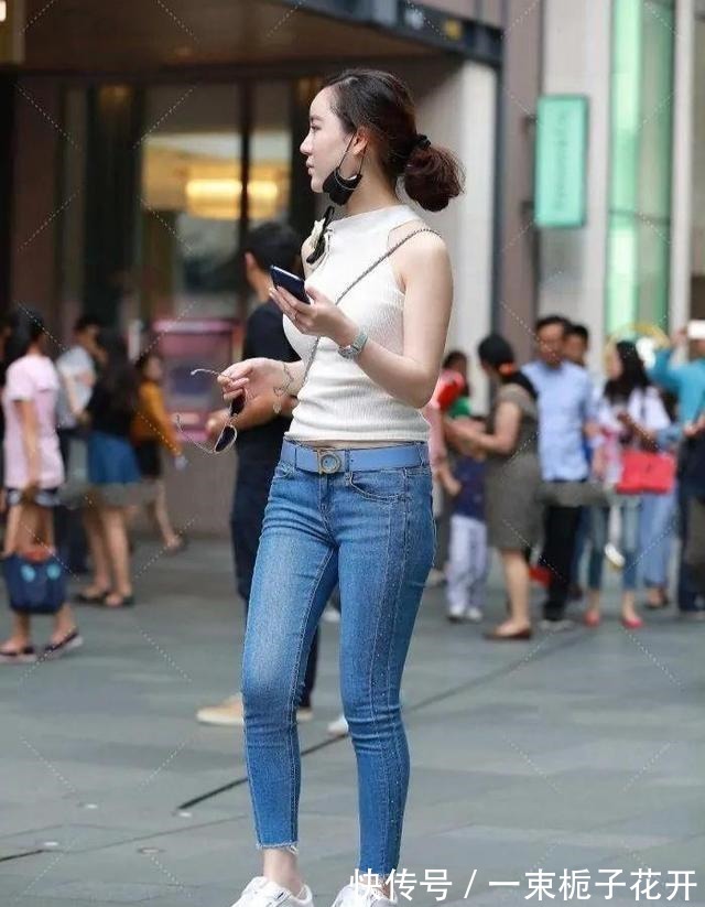 衬衣 整洁的打底裤更添时尚、风格,清新甜美!