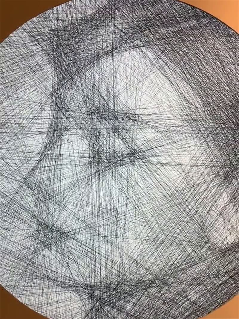 赫本$美术生只会画直线,刚开始认成鬼画符,成品却让网友直呼女神