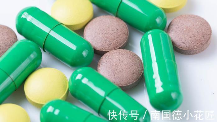 维生素c|早早出现老年斑,提醒:无非4个原因,常吃2物,预防老年斑