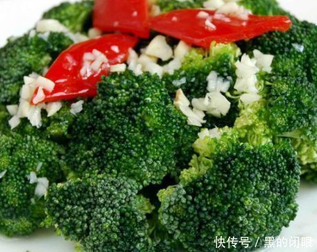 女性想要皮肤好,常吃3种食物,养颜美容,强身健体,早吃早好