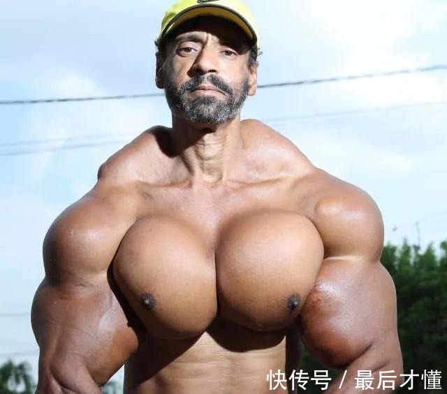 狂人|巴西48岁的健身狂人,往肌肉中注入了燃料,肌肉像绿巨人一样!