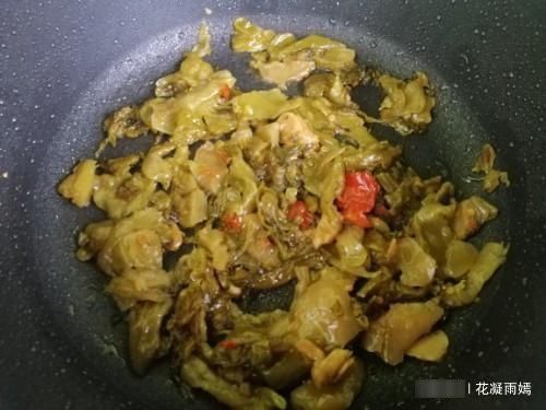 夏天,吃猪肉不如吃此鱼,9元1斤,没有骨头和刺,营养又补钙