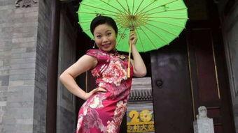 天差地别的王小丫和草帽姐一个低调无冕之王，一个浮夸遭人唾弃