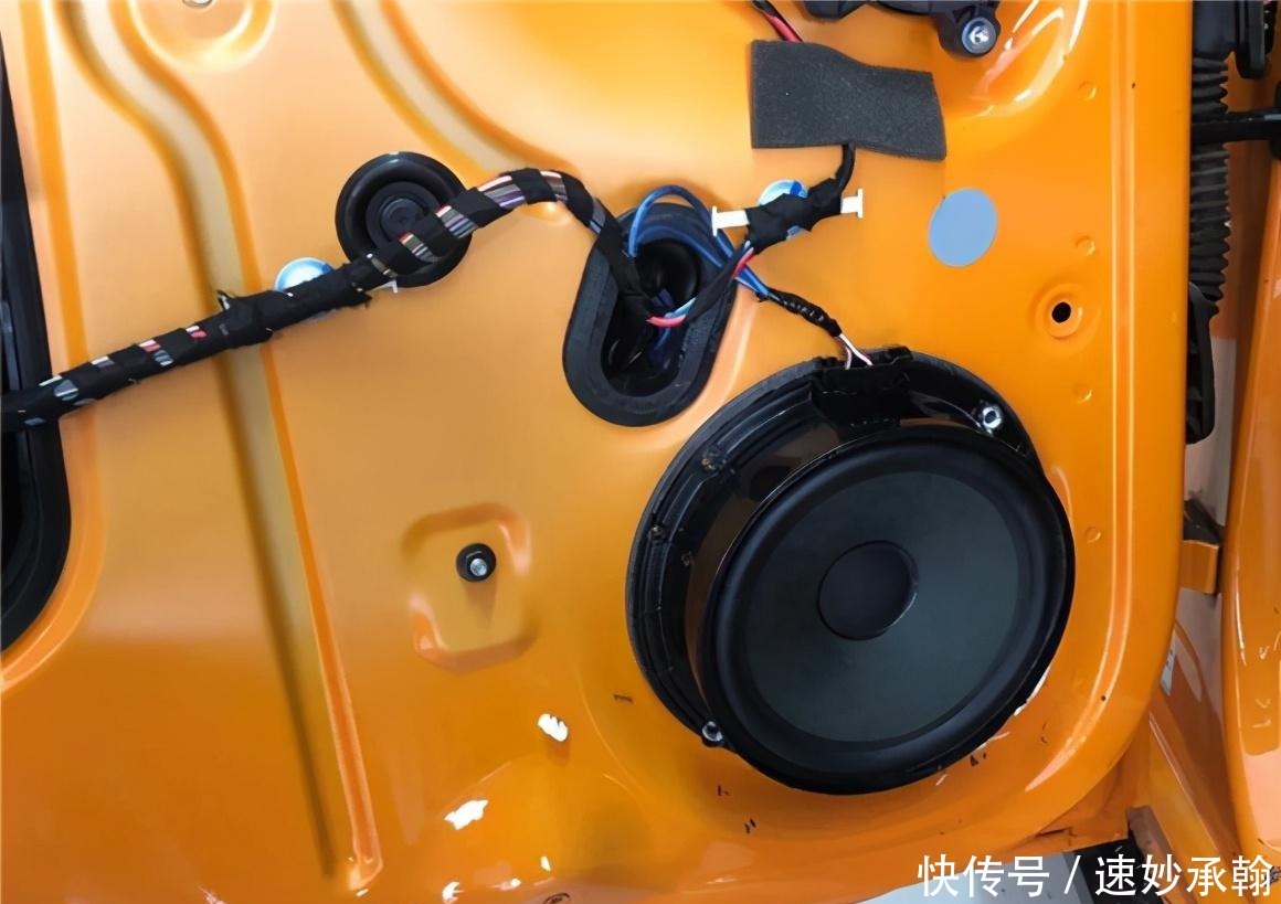 年轻人|年轻人都爱的小钢炮音质也得杠 POLO改装8单元系统更精神了