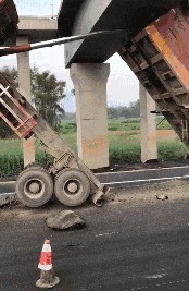 |搞笑GIF：真是一枚灵活的胖子，镇住了所有人