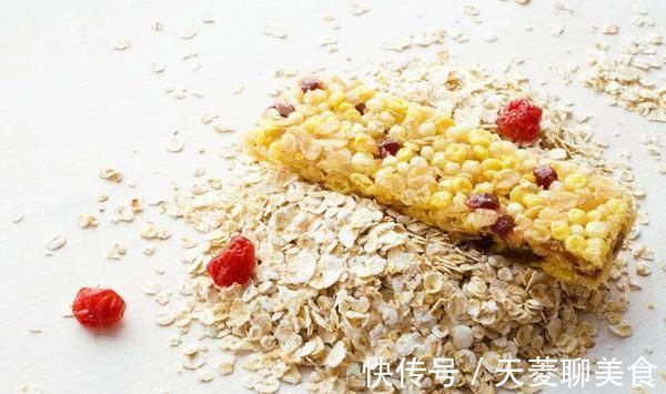 胆固醇|吃燕麦可以减肥？提醒：早餐吃燕麦的四大好处，赶紧吃起来