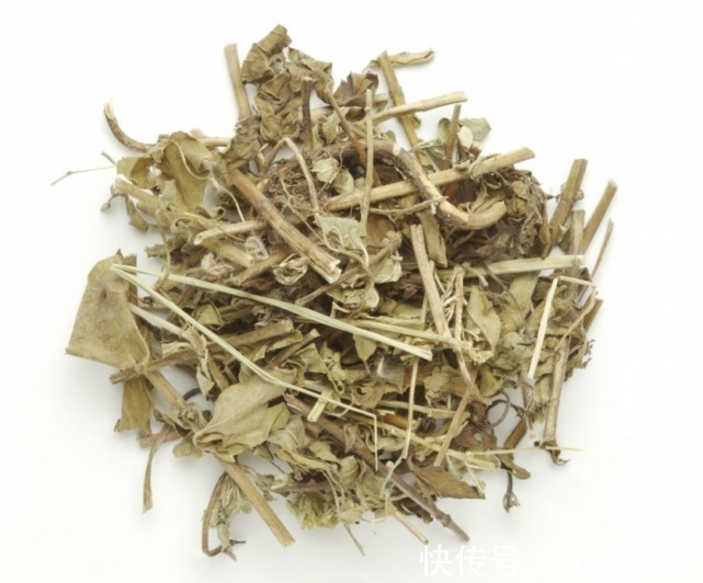 调理|身体湿气大,如何调理用这两种“草”泡水喝,越喝身体湿气越少