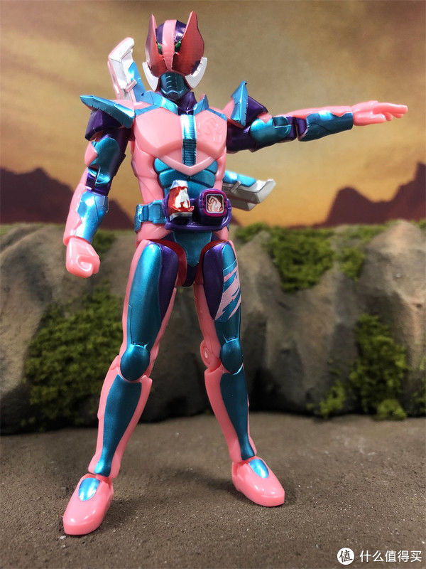 可动性|《假面骑士利维斯》食玩装动猛犸基因组玩偶官测!