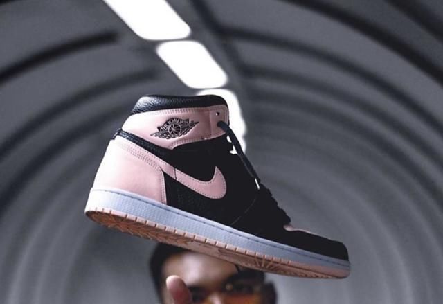 年底捡漏AJ1配色盘点 别跟着鞋贩子走才“真香”