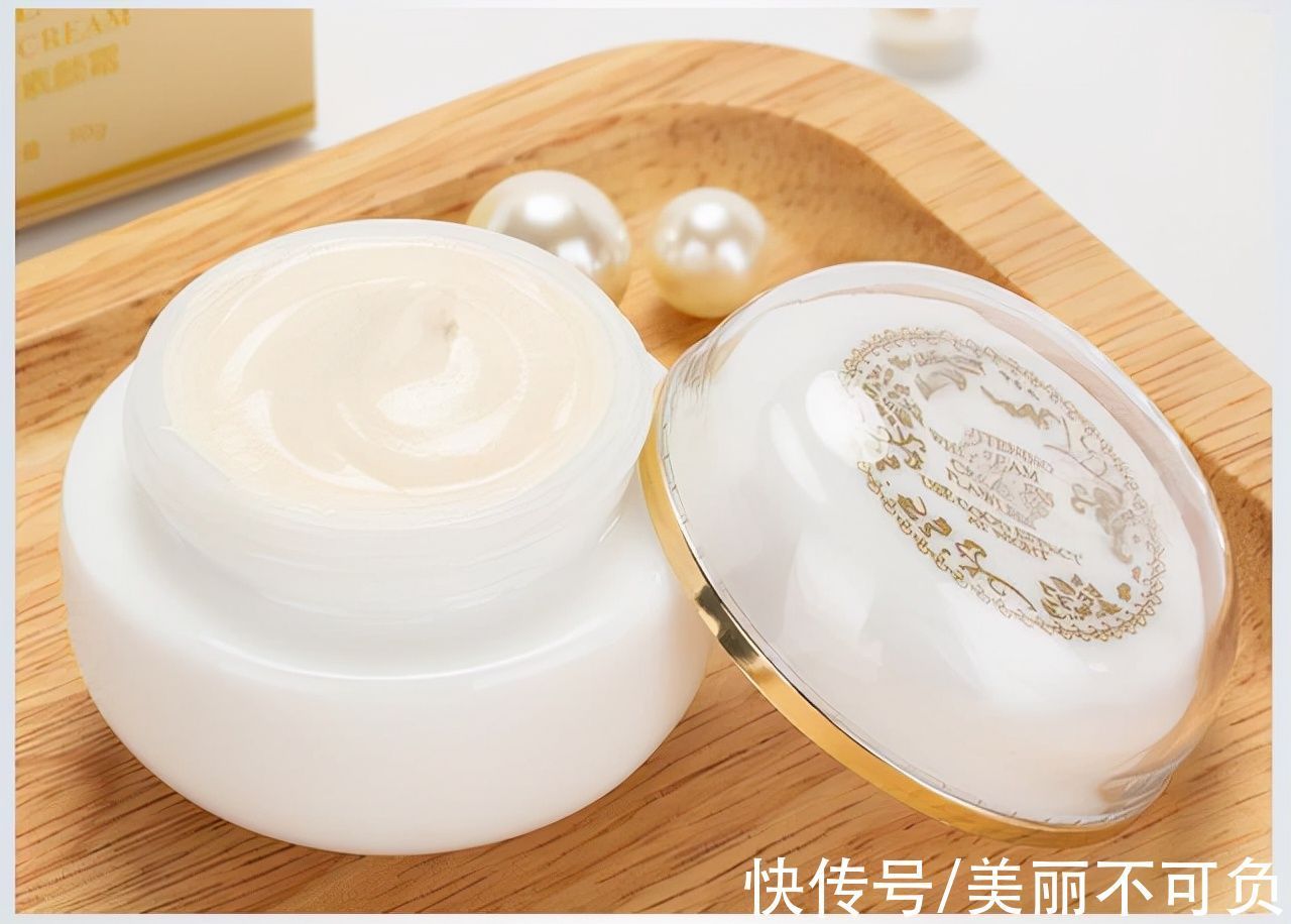 护肤品 女人别舍不得保养,身边这些“不起眼”的护肤品,效果挺好还不贵