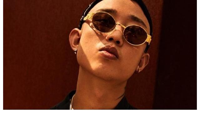 真声|综艺《披荆斩棘的哥哥》，一团糟的舞台是怎样造成的？