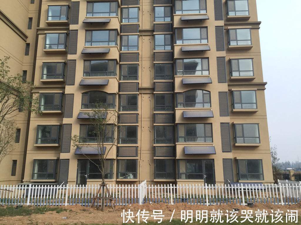 中高层|为什么有钱人都爱买一楼的房子一听售楼人员说,我才知买错了